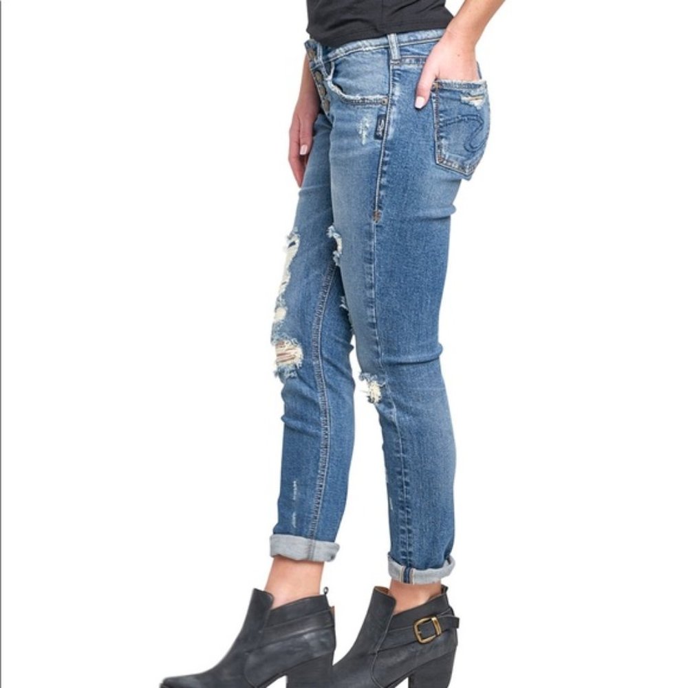 Silver Jeans Kenni Distressed Ankle Girlfriend Jea